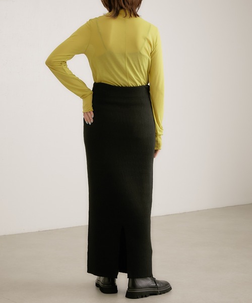 COLLAGE GALLARDAGALANTE(コラージュガリャルダガランテ)の「大人の抜け感を演出/シアータートルプルオーバー(Tシャツ/カットソー・レディース・グリーン/パープル/キナリ/ブラック・FREE)」の5枚目の写真