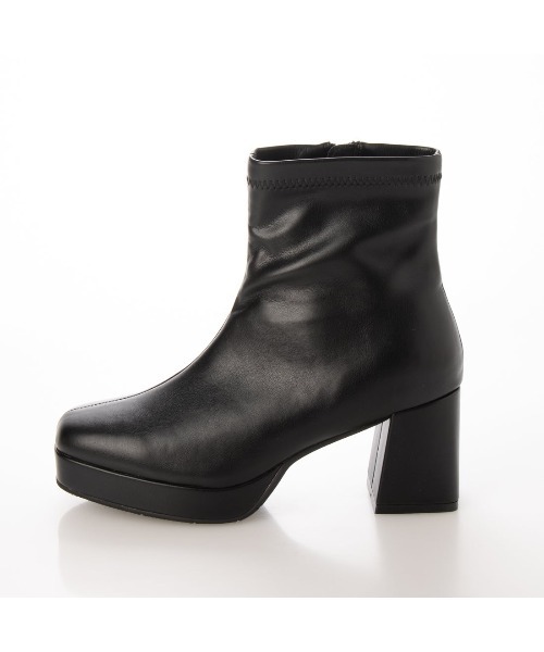 Realta（レアルタ）の「Realta(レアルタ)スクエアートゥストレッチアッパーショートブーツ（ブーツ・レディース・ブラック/ダークブラウン/ホワイト/ブラック系その他・S/M/L/LL）」の13枚目の写真