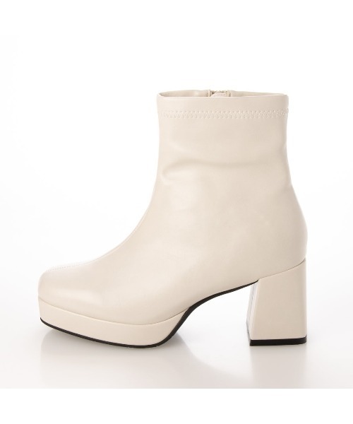 Realta（レアルタ）の「Realta(レアルタ)スクエアートゥストレッチアッパーショートブーツ（ブーツ・レディース・ブラック/ダークブラウン/ホワイト/ブラック系その他・S/M/L/LL）」の15枚目の写真