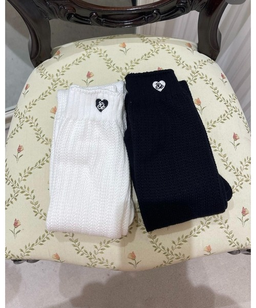 epine（エピヌ）の「Ee Heart logo loose socks（ソックス/靴下