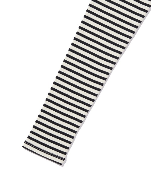 Levi's（リーバイス）の「Levi's/リーバイス ORIEL タートルネックカットソー（Tシャツ/カットソー・レディース・ブラック・M/S/XS）」の13枚目の写真