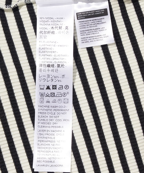 Levi's（リーバイス）の「Levi's/リーバイス ORIEL タートルネックカットソー（Tシャツ/カットソー・レディース・ブラック・M/S/XS）」の16枚目の写真