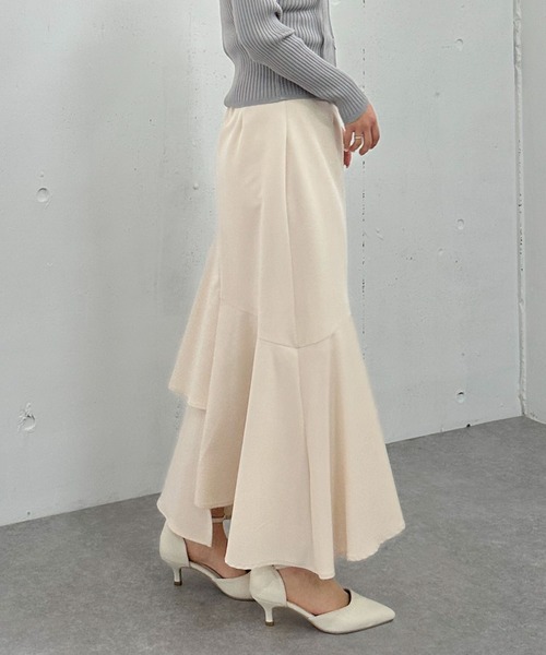 archives(アルシーヴ)の「アシメラッフルティアードスカート(スカート・レディース・モカ/アイボリー/ブラック/ブルー/ベージュ/ミント/ブラウン・MEDIUM/SMALL)」の19枚目の写真