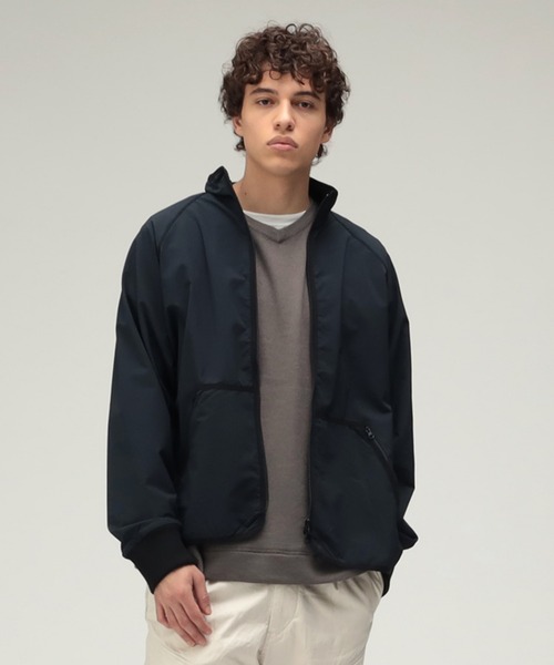 BEAMS PLUS（ビームスプラス）の「BEAMS PLUS / バックフリース ミリタリー ライナー（ミリタリージャケット・メンズ・オリーブ/ブラック・M/L/S/XL）」の6枚目の写真