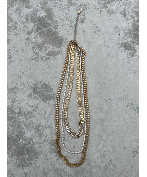 EGOIST（エゴイスト）の「ラインストーン3連ネックレス（ネックレス・レディース・ゴールド/シルバー・FREE）」の4枚目の写真