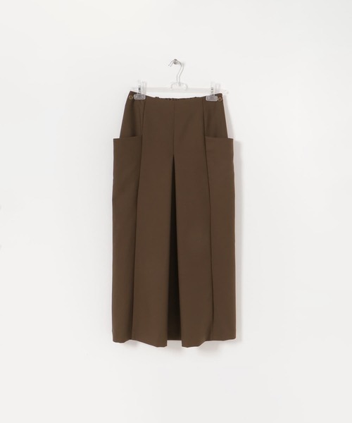 LAATO（ラート）の「TACK LONG TIGHT SKIRT（スカート・レディース・オフホワイト/カーキ・FREE）」の2枚目の写真