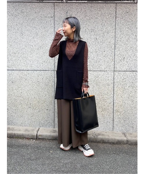 LAATO（ラート）の「TACK LONG TIGHT SKIRT（スカート・レディース・オフホワイト/カーキ・FREE）」の18枚目の写真