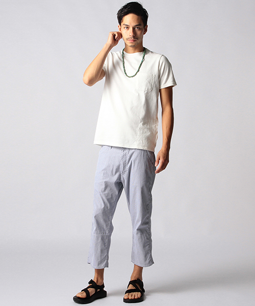 BEAMS(ビームス)の「BEAMS / ポケット付き ヘビーウェイトTシャツ(Tシャツ/カットソー・メンズ・ネイビー/ブラック/ライトグレー/ホワイト・LARGE/MEDIUM/SMALL/X-LARGE)」の16枚目の写真