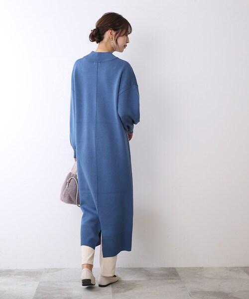 DRESKIP（ドレスキップ）の「◆【今年もモックネックで上品に】ロングニットワンピース（ワンピース・レディース・ベージュ/ライトブルー/ブラウン系/グレー系その他・02/03/04）」の11枚目の写真
