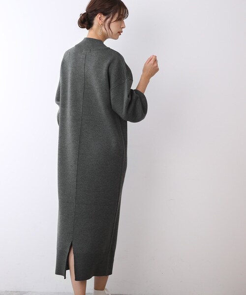 DRESKIP（ドレスキップ）の「◆【今年もモックネックで上品に】ロングニットワンピース（ワンピース・レディース・ベージュ/ライトブルー/ブラウン系/グレー系その他・02/03/04）」の16枚目の写真