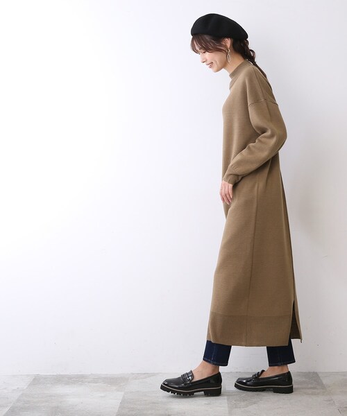 DRESKIP（ドレスキップ）の「◆【今年もモックネックで上品に】ロングニットワンピース（ワンピース・レディース・ベージュ/ライトブルー/ブラウン系/グレー系その他・02/03/04）」の22枚目の写真