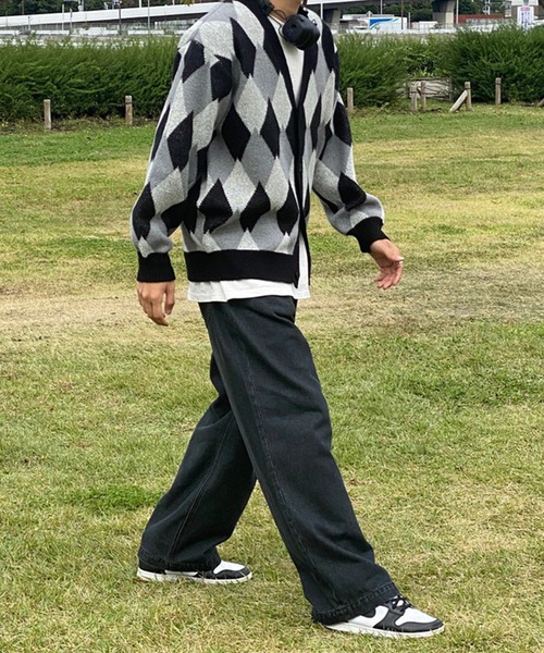 kutir(クティール)の「アーガイル柄カーディガン(カーディガン/ボレロ・メンズ・ブラック/グリーン/ゴールド・MEDIUM/LARGE)」の19枚目の写真