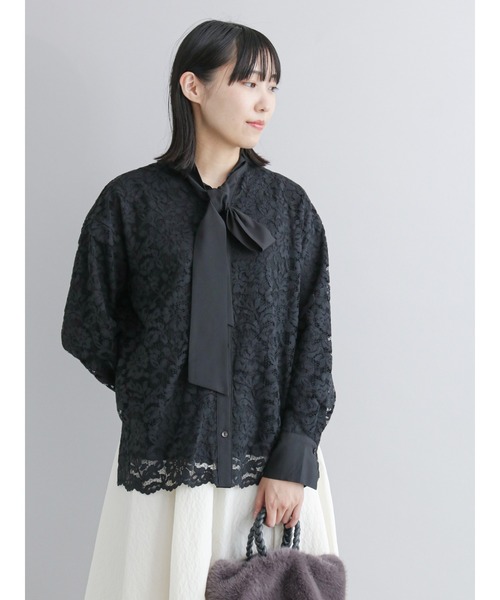 Te chichi CLASSIC(テチチクラシック)の「スカラップレースボウタイブラウス(シャツ/ブラウス・レディース・ブラック/オフホワイト/グリーン・フリ-)」の2枚目の写真