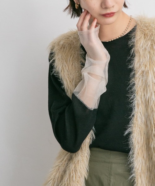 KBF（ケイビーエフ）の「ガラススリーブニット（ニット/セーター・レディース・ベージュ系その他/ブラウン系その他/ブラック系その他・ONE）」の2枚目の写真