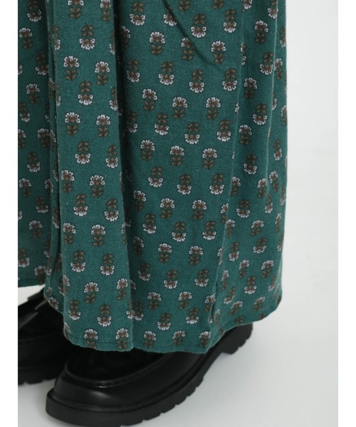Samansa Mos2（サマンサ モスモス）の「花柄胸元ピンタックワンピース（ワンピース・レディース・ブラック/グリーン/ボルドー・ﾌﾘ-）」の17枚目の写真