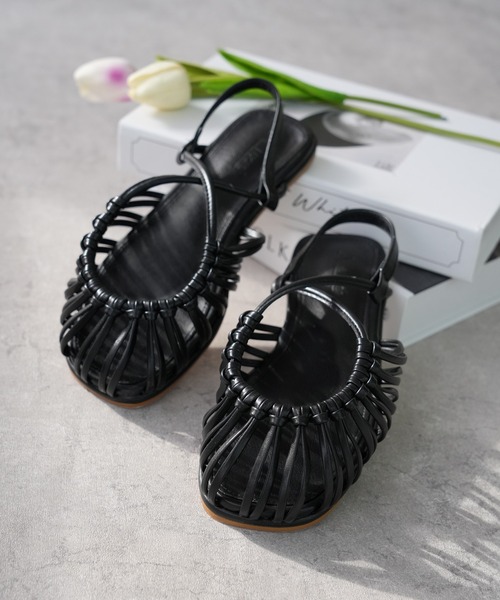 IAMUSE（アイアミューズ）の「クロスデザインストラップ　オーバル編みメッシュサンダル S0796【IAMUSE】（サンダル・レディース・ブラック/アイボリー・40/38/39/36/37）」の5枚目の写真