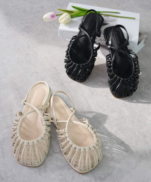 IAMUSE（アイアミューズ）の「クロスデザインストラップ　オーバル編みメッシュサンダル S0796【IAMUSE】（サンダル・レディース・ブラック/アイボリー・40/38/39/36/37）」の4枚目の写真