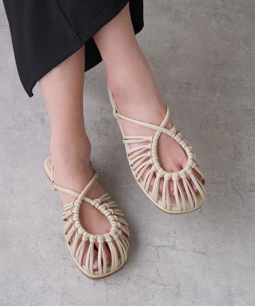 IAMUSE（アイアミューズ）の「クロスデザインストラップ　オーバル編みメッシュサンダル S0796【IAMUSE】（サンダル・レディース・ブラック/アイボリー・40/38/39/36/37）」の12枚目の写真