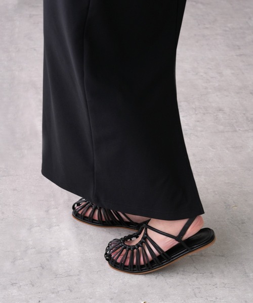 IAMUSE（アイアミューズ）の「クロスデザインストラップ　オーバル編みメッシュサンダル S0796【IAMUSE】（サンダル・レディース・ブラック/アイボリー・40/38/39/36/37）」の22枚目の写真