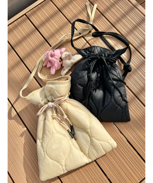 WC（ダブル シー）の「キルティング巾着ショルダー（ショルダーバッグ・レディース・ブラック/ベージュ/カーキ・FREE）」の22枚目の写真