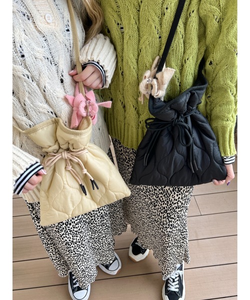 WC（ダブル シー）の「キルティング巾着ショルダー（ショルダーバッグ・レディース・ブラック/ベージュ/カーキ・FREE）」の19枚目の写真