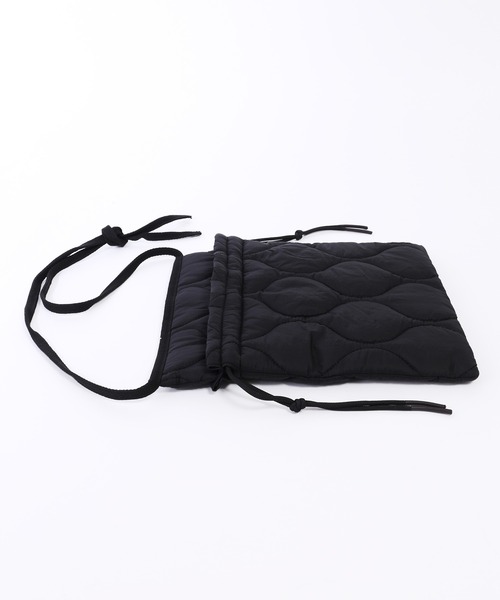 WC（ダブル シー）の「キルティング巾着ショルダー（ショルダーバッグ・レディース・ブラック/ベージュ/カーキ・FREE）」の7枚目の写真