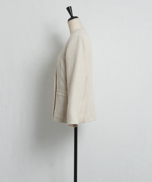 tocco closet（トッコ　クローゼット）の「ポケット付きフリンジツイードノーカラージャケット（ノーカラージャケット・レディース・ブラック/サックスブルー/アイボリー・M）」の8枚目の写真