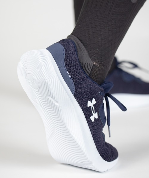 UNDER ARMOUR（アンダーアーマー）の「UAモジョ2（ランニング/メンズ）（スニーカー・メンズ・ネイビー×ホワイト/ブラック系その他・25.0cm/26.5cm/29.0cm/26.0cm/27.5cm/27.0cm/28.5cm/28.0cm/25.5cm/30.0cm）」の14枚目の写真