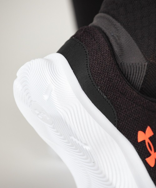 UNDER ARMOUR（アンダーアーマー）の「UAモジョ2（ランニング/メンズ）（スニーカー・メンズ・ネイビー×ホワイト/ブラック系その他・25.0cm/26.5cm/29.0cm/26.0cm/27.5cm/27.0cm/28.5cm/28.0cm/25.5cm/30.0cm）」の19枚目の写真