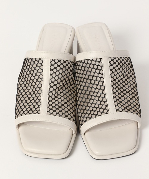 PAGEBOY（ページボーイ）の「スクエアメッシュサンダル（サンダル・レディース・ブラック/オフホワイト・M/L）」の7枚目の写真
