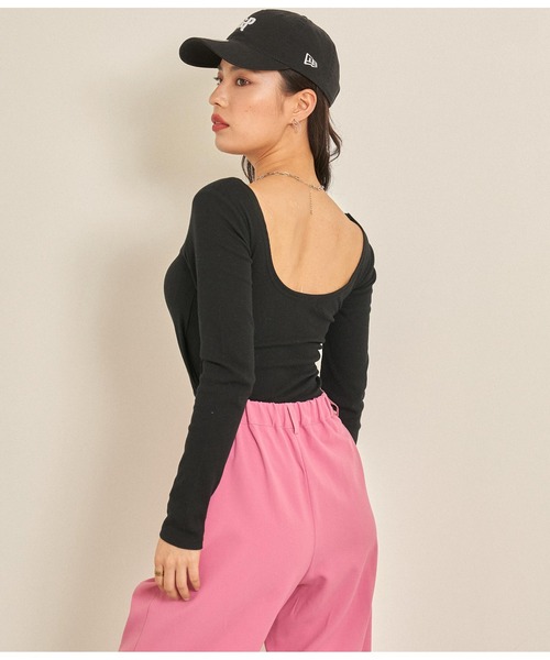 ANAP(アナップ)の「【パット付き】リブロングスリーブトップス(Tシャツ/カットソー・レディース・ホワイト/ブラック/ライトベージュ・FREE)」の10枚目の写真