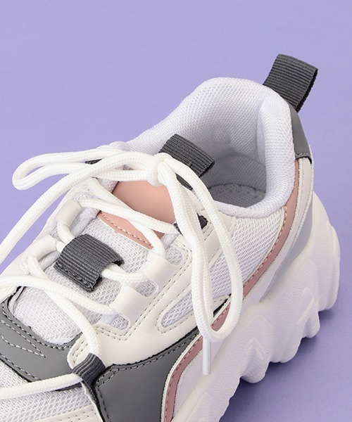 LOVETOXIC（ラブトキシック）の「厚底ダッドスニーカー（スニーカー・キッズ・オフホワイト/ブラック/マルチ・S/L/M）」の12枚目の写真