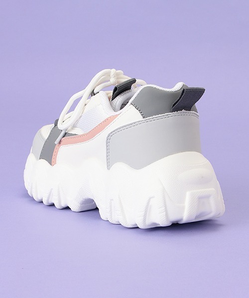 LOVETOXIC（ラブトキシック）の「厚底ダッドスニーカー（スニーカー・キッズ・オフホワイト/ブラック/マルチ・S/L/M）」の7枚目の写真