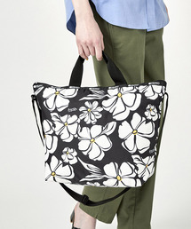 LeSportsac（レスポートサック）の「DELUXE EASY CARRY TOTE ブラック 