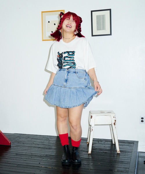 PUNYUS（プニュズ）の「ブラックパンサービッグＴシャツ（Tシャツ/カットソー・レディース・ホワイト/ブラック/イエロー・4/3）」の8枚目の写真