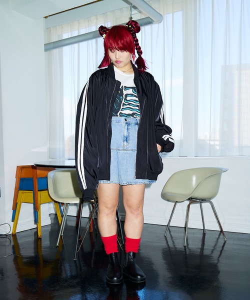 PUNYUS（プニュズ）の「ブラックパンサービッグＴシャツ（Tシャツ/カットソー・レディース・ホワイト/ブラック/イエロー・4/3）」の20枚目の写真