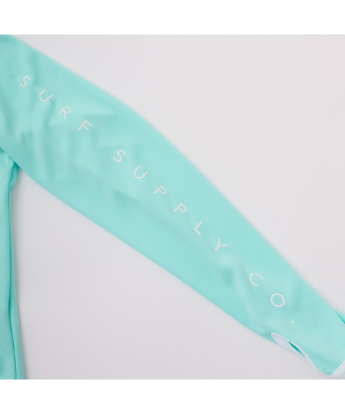 RUSTY（ラスティ）の「RUSTY/ラスティ 水着 水陸両用 吸汗速乾 UVカット ブランド ロゴ ワンポイント フルジップ 長袖 ラッシュガード（ラッシュガード・キッズ・ピンク/ホワイト/ブラック/イエロー/エメラルド・150cm/120cm/110cm/160cm/140cm/100cm/130cm）」の19枚目の写真