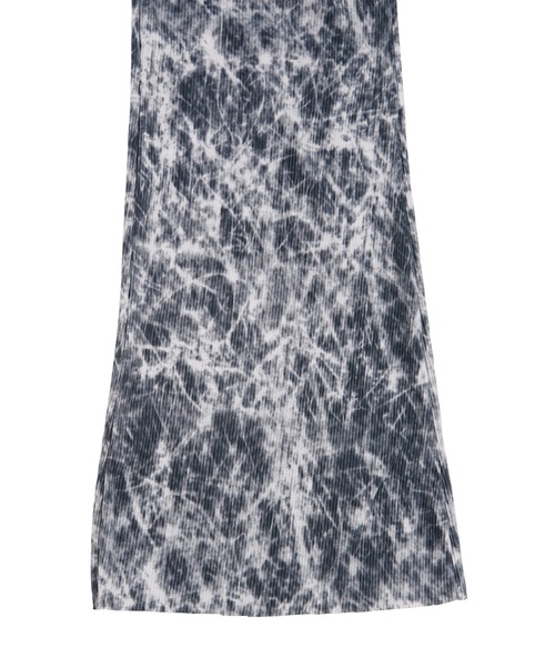 PUNYUS（プニュズ）の「タイダイ柄プリーツパンツ（その他パンツ・レディース・ブラック/カーキ・1/3/4/2）」の14枚目の写真