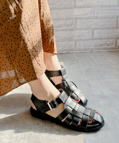 Noubel Voug Relax（ヌーベルヴォーグリラックス）の「メニーストラップグルカサンダル（サンダル・レディース・ブラック/ホワイト・M/LL/L/S）」の8枚目の写真