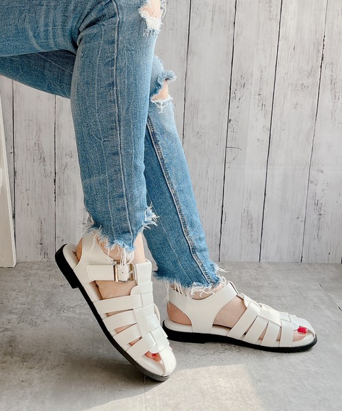 Noubel Voug Relax（ヌーベルヴォーグリラックス）の「メニーストラップグルカサンダル（サンダル・レディース・ブラック/ホワイト・M/LL/L/S）」の19枚目の写真