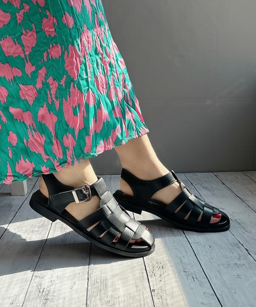 Noubel Voug Relax（ヌーベルヴォーグリラックス）の「メニーストラップグルカサンダル（サンダル・レディース・ブラック/ホワイト・M/LL/L/S）」の22枚目の写真