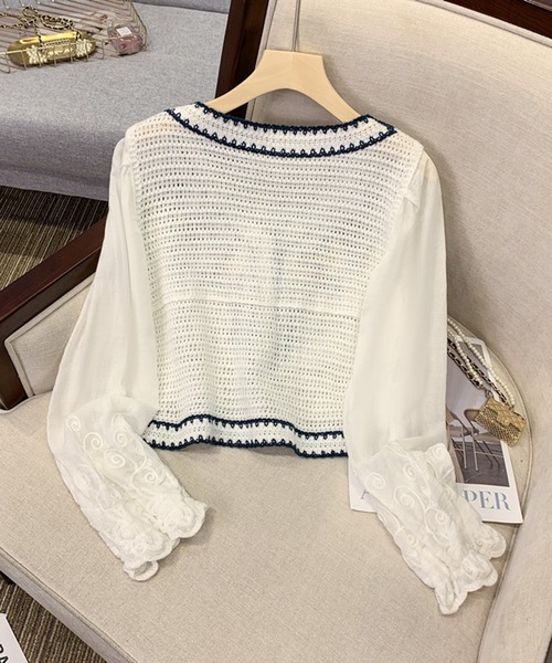 Revo.（レボ）の「レトロ フラワー刺繍 透かし編み クロップド丈