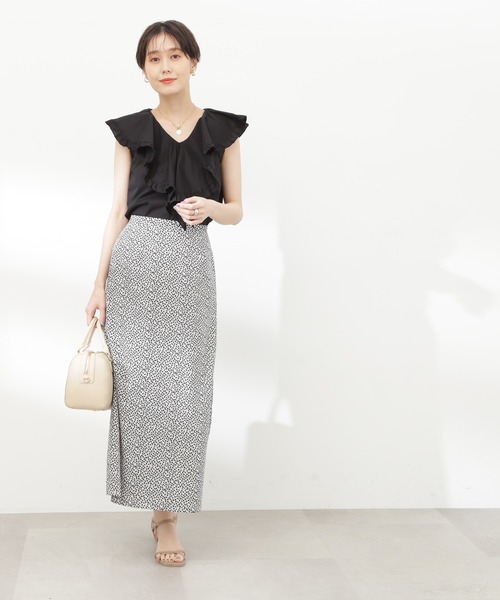 N.(N. Natural Beauty Basic)(エヌエヌナチュラルビューティーベーシック)の「◆コットンラッフルブラウス(シャツ/ブラウス・レディース・オフホワイト/ブラック/レッド・MEDIUM)」の6枚目の写真