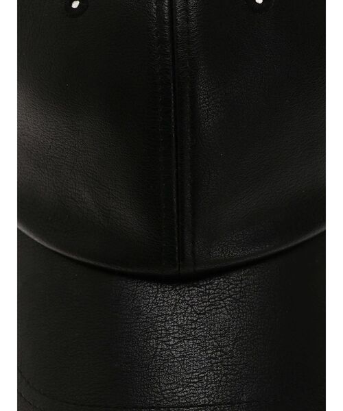 ELENDEEK（エレンディーク）の「フェイクレザーキャップ（キャップ・レディース・ブラック/ベージュ・FREE）」の12枚目の写真