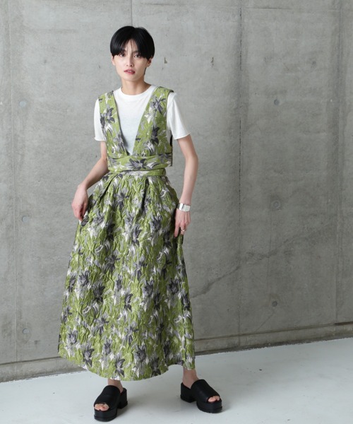 CHIGNON（シニヨン）の「(CHIGNON)ふくれフラワージャガード