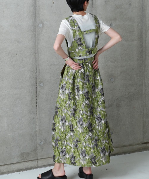 CHIGNON（シニヨン）の「(CHIGNON)ふくれフラワージャガード
