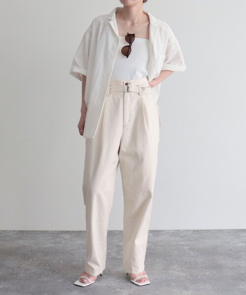 fredy emue（フレディエミュ）の「【fredy emue】ベルト付きデニムパンツ（デニムパンツ・レディース・アイボリー/ブルー/ブラック・36/38）」の7枚目の写真