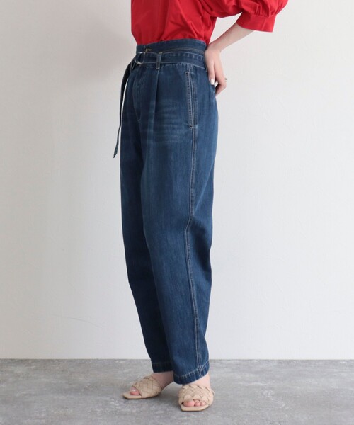 fredy emue（フレディエミュ）の「【fredy emue】ベルト付きデニムパンツ（デニムパンツ・レディース・アイボリー/ブルー/ブラック・36/38）」の22枚目の写真