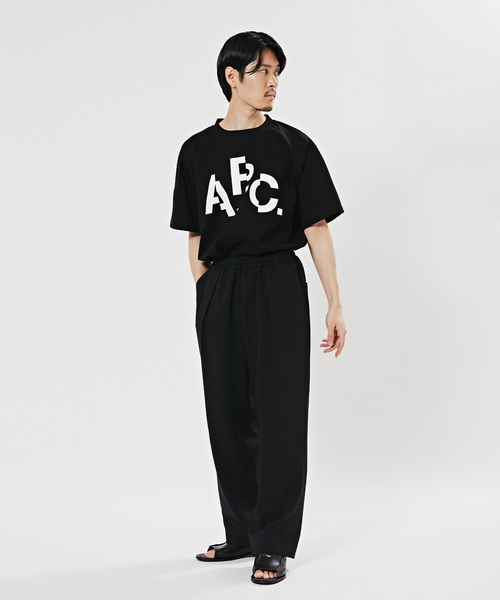 IENA 【A.P.C./アー・ペー・セー】別注 DECALE プリントTシャツ A.P.C. / アーペーセー】別注 DECALE プリント Tシャツ（Tシャツ
