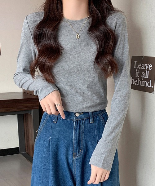 Dewlily(デューリリー)の「ラウンドネック長袖Tシャツ(Tシャツ/カットソー・レディース・ベージュ/ホワイト/ブラック/パープル/グレー/モカ/イエロー・FREE)」の1枚目の写真